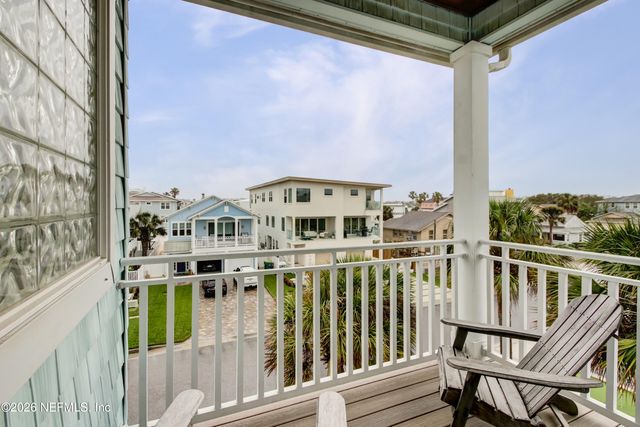 107 12TH Avenue S, Jacksonville Beach, FL 32250