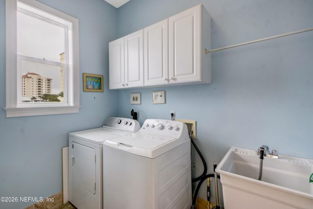 107 12TH Avenue S, Jacksonville Beach, FL 32250