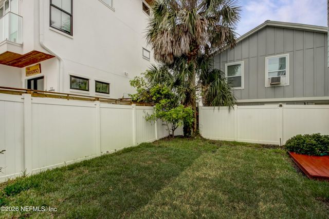 107 12TH Avenue S, Jacksonville Beach, FL 32250