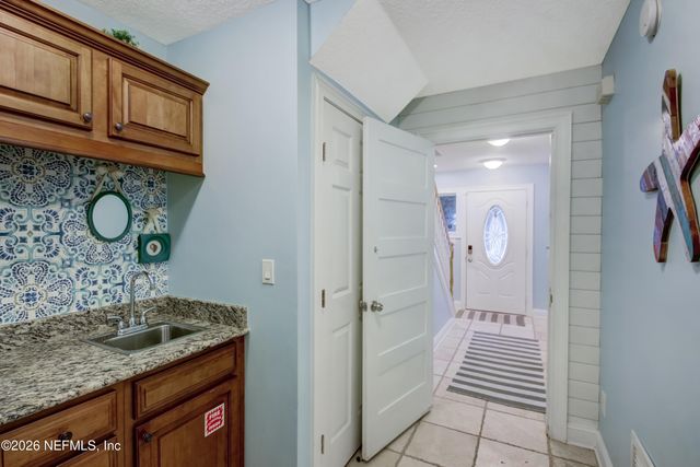 107 12TH Avenue S, Jacksonville Beach, FL 32250