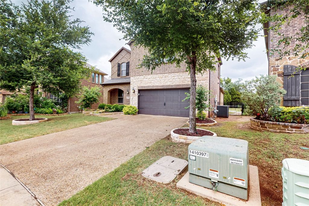 330 Heritage Lane, Wylie, TX 75098