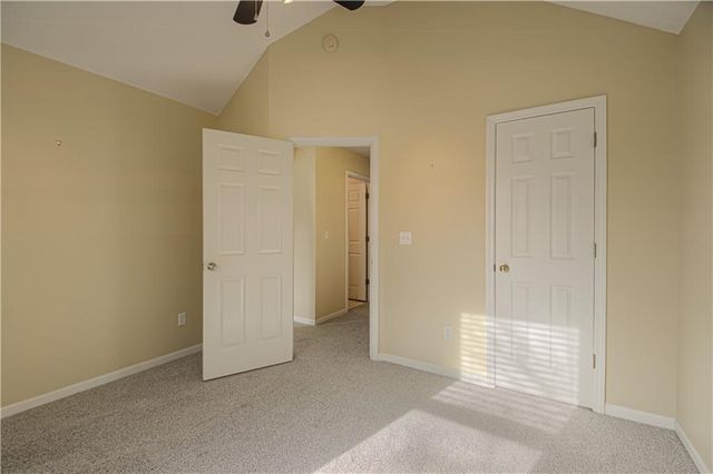 5509 NE Wildflower Court, Lee's Summit, MO 64064