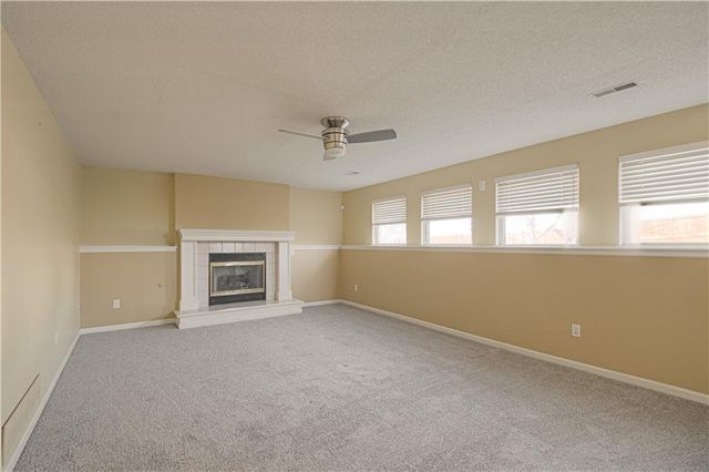 5509 NE Wildflower Court, Lee's Summit, MO 64064