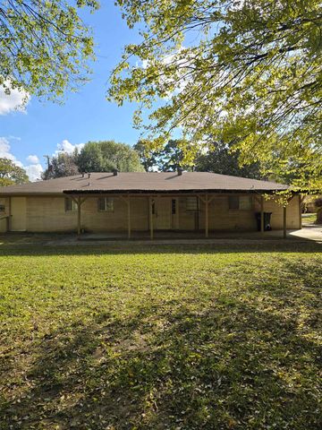 303 Evergreen St., Longview, TX 75604