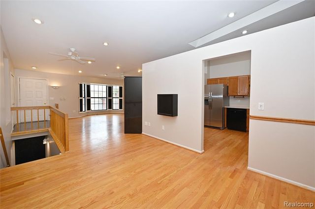 7274 Westchester Road 8, West Bloomfield, MI 48322