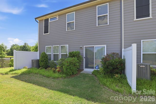 23006 Clarabelle Drive, Charlotte, NC 28273