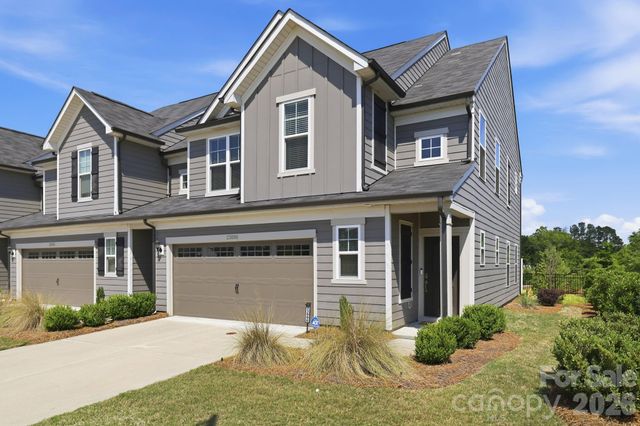 23006 Clarabelle Drive, Charlotte, NC 28273