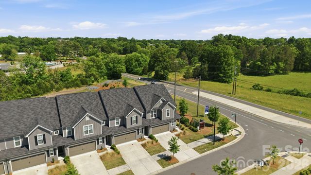 23006 Clarabelle Drive, Charlotte, NC 28273
