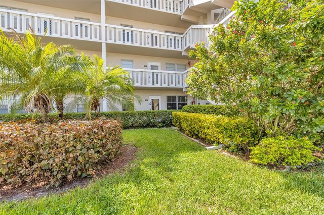 156 E Grantham E 156, Deerfield Beach, FL 33442
