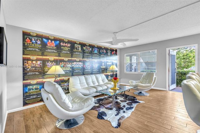 156 E Grantham E 156, Deerfield Beach, FL 33442