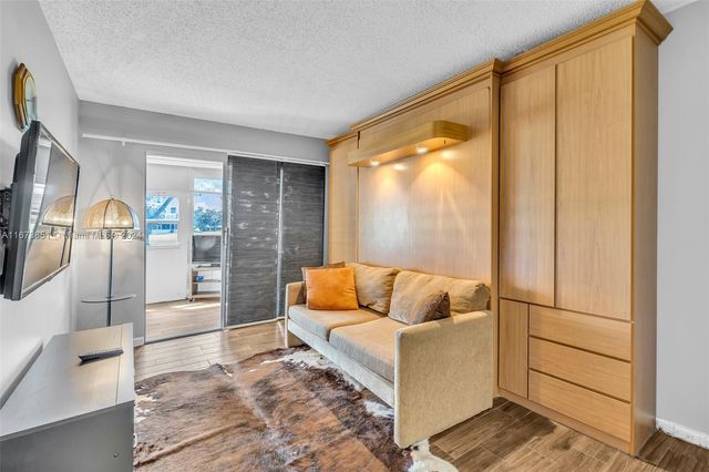 156 E Grantham E 156, Deerfield Beach, FL 33442