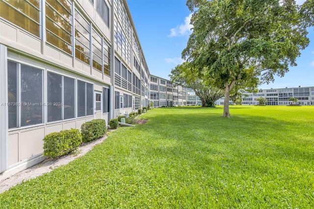 156 E Grantham E 156, Deerfield Beach, FL 33442