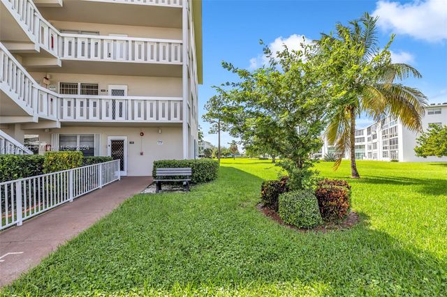 156 E Grantham E 156, Deerfield Beach, FL 33442
