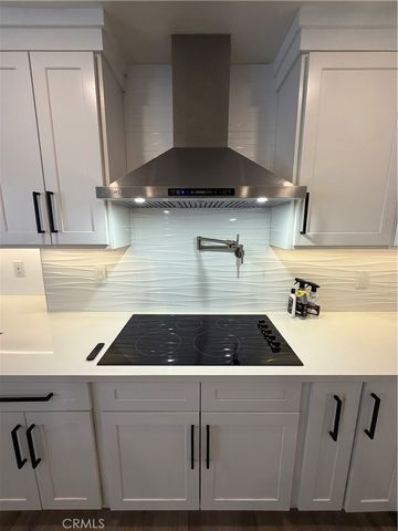 20457 Eccles Street, Los Angeles, CA 91306