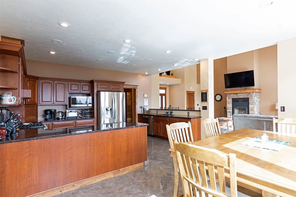 427 Roosevelt Drive, Butte, MT 59701 photo 10