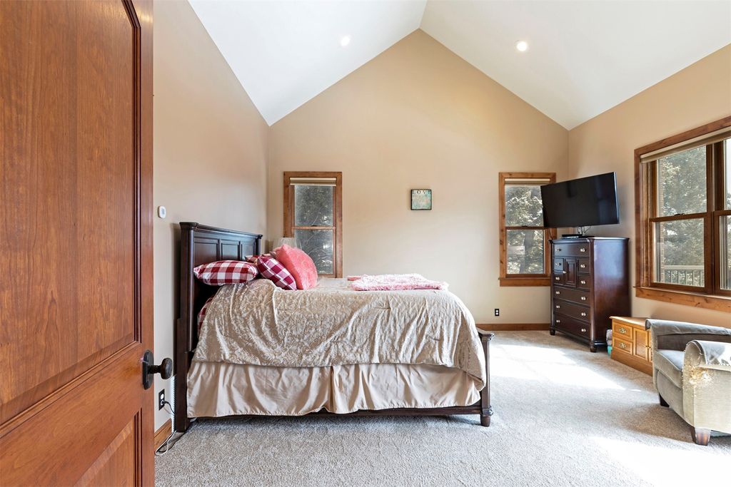 427 Roosevelt Drive, Butte, MT 59701 photo 12