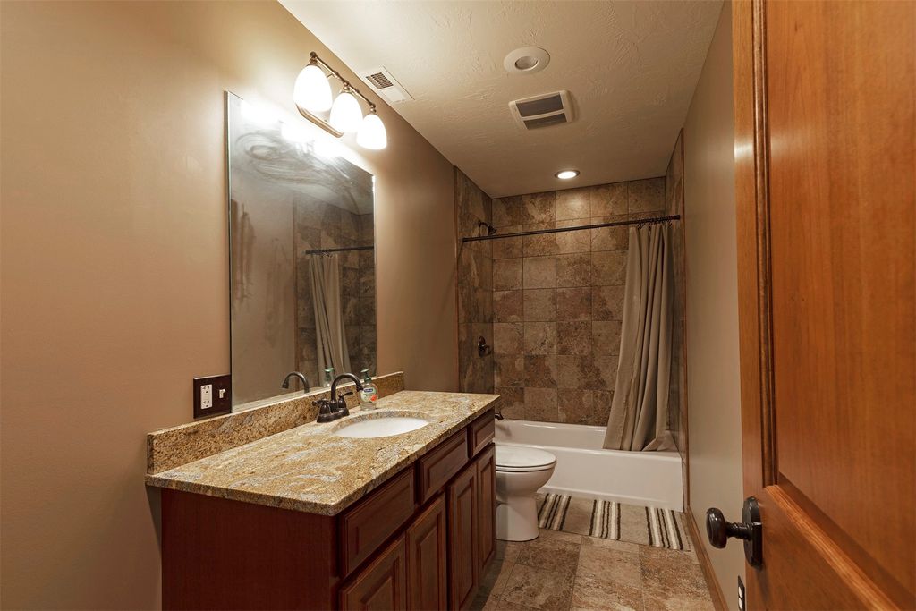 427 Roosevelt Drive, Butte, MT 59701 photo 24