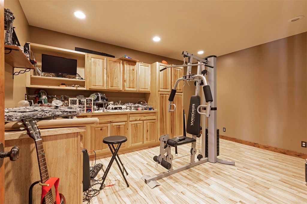 427 Roosevelt Drive, Butte, MT 59701 photo 25