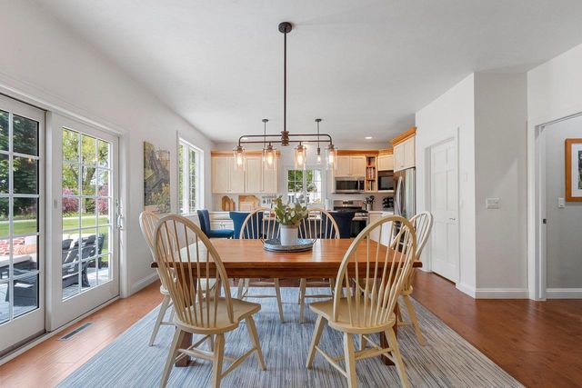 W5883 AUGUSTA PLACE, Menasha, WI 54915