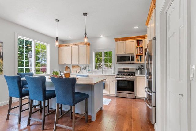 W5883 AUGUSTA PLACE, Menasha, WI 54915