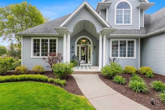 W5883 AUGUSTA PLACE, Menasha, WI 54915