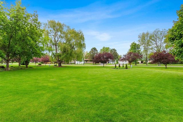 W5883 AUGUSTA PLACE, Menasha, WI 54915