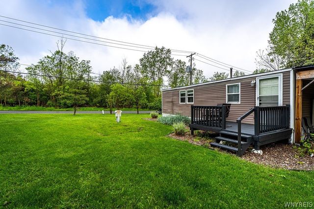 25 Jenny Court, Cheektowaga, NY 14225