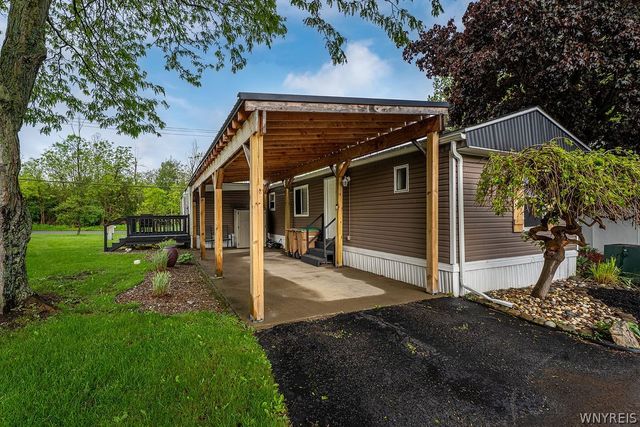 25 Jenny Court, Cheektowaga, NY 14225