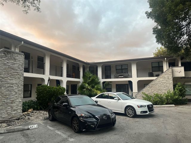 1109 E Broward Blvd 8, Fort Lauderdale, FL 33301