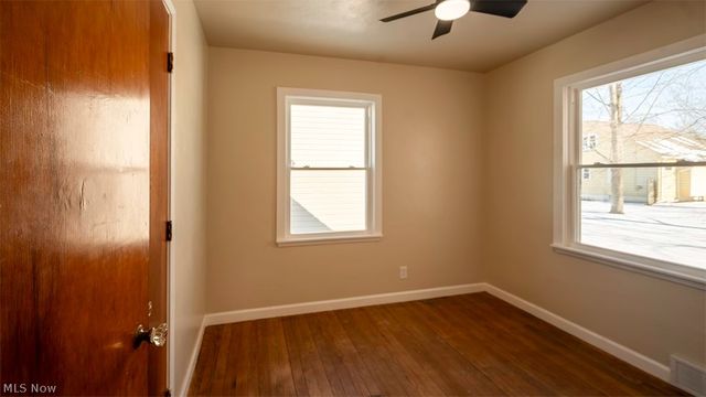 2134 Estabrook Avenue NW, Warren, OH 44485