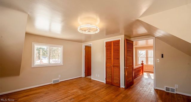 2134 Estabrook Avenue NW, Warren, OH 44485