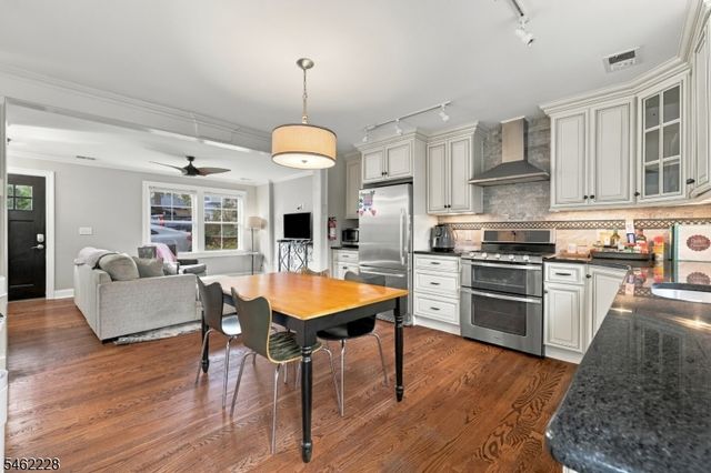 14 Catherine Ln, Morristown Town, NJ 07960