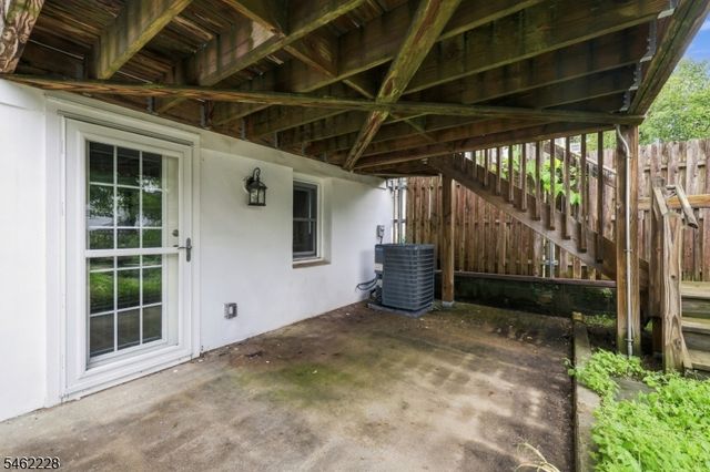 14 Catherine Ln, Morristown Town, NJ 07960