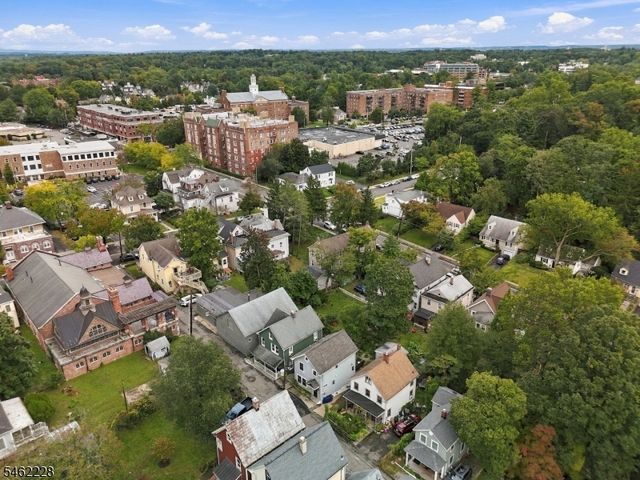 14 Catherine Ln, Morristown Town, NJ 07960