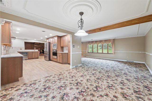 22 Buzzardtown Rd, Hempfield Twp, PA 15642