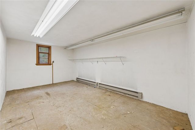 22 Buzzardtown Rd, Hempfield Twp, PA 15642