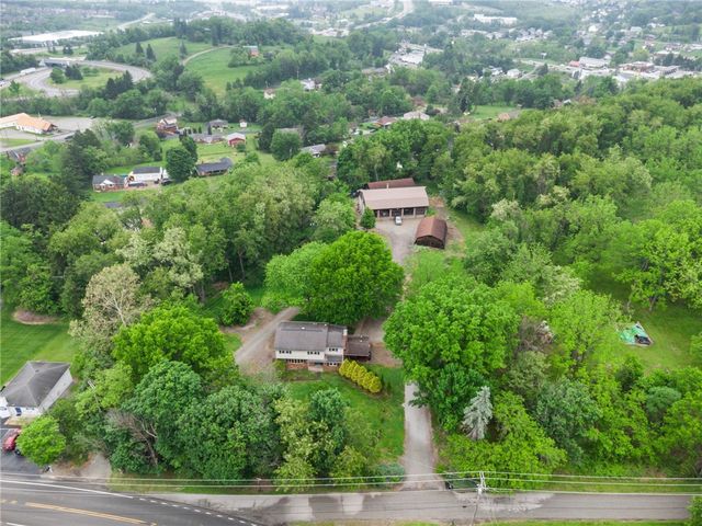 22 Buzzardtown Rd, Hempfield Twp, PA 15642