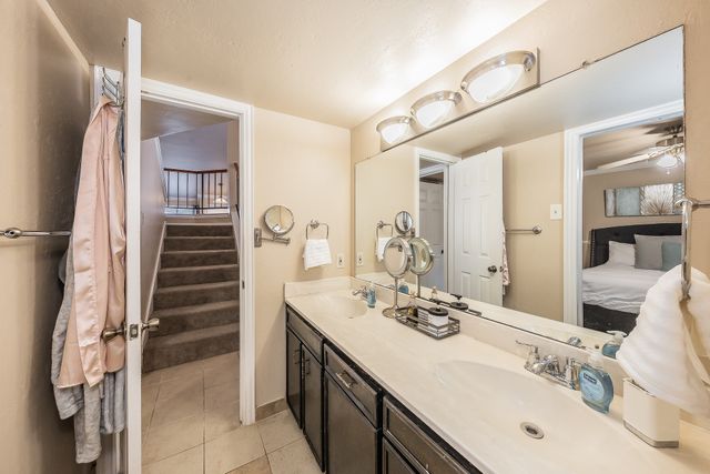 649 Harvest Hill Street, Lewisville, TX 75067