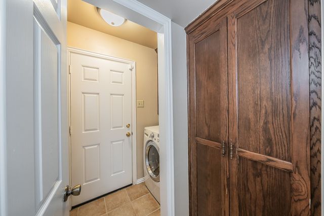 649 Harvest Hill Street, Lewisville, TX 75067