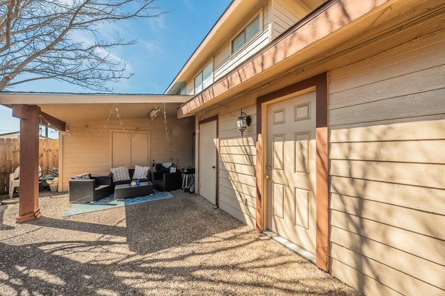 649 Harvest Hill Street, Lewisville, TX 75067