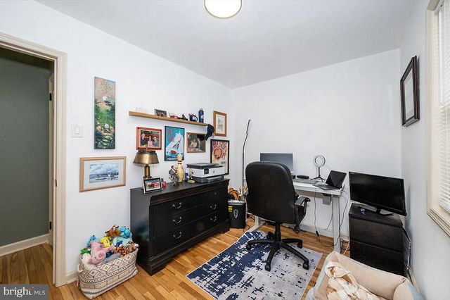 48 S OAK AVE, Mount Ephraim, NJ 08059