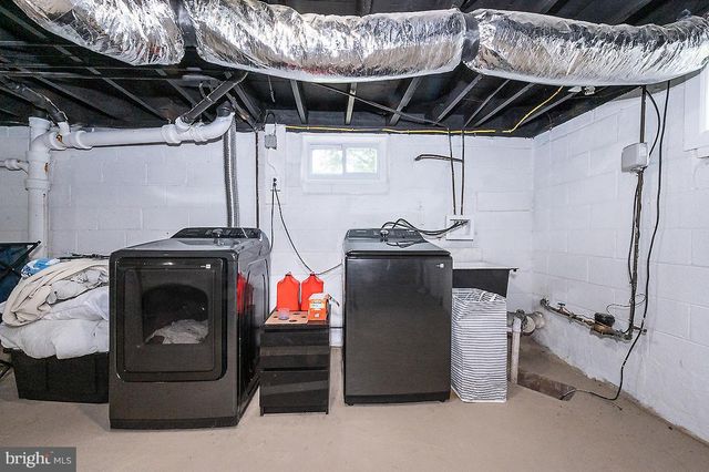 48 S OAK AVE, Mount Ephraim, NJ 08059