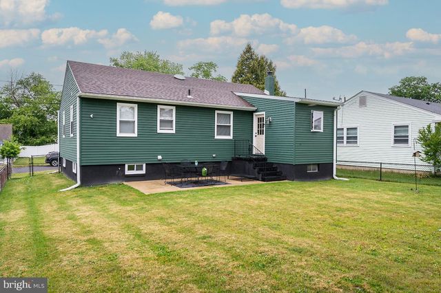 48 S OAK AVE, Mount Ephraim, NJ 08059