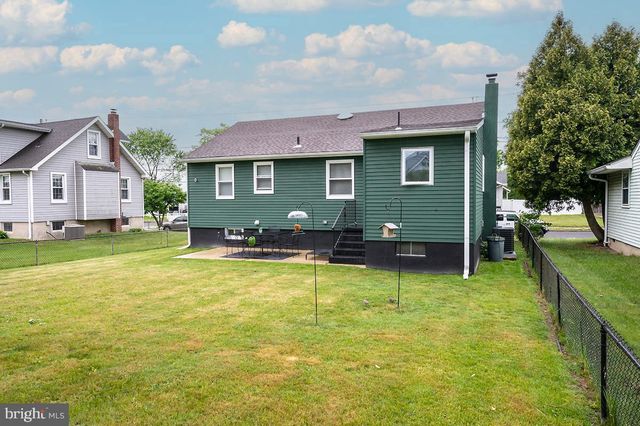 48 S OAK AVE, Mount Ephraim, NJ 08059
