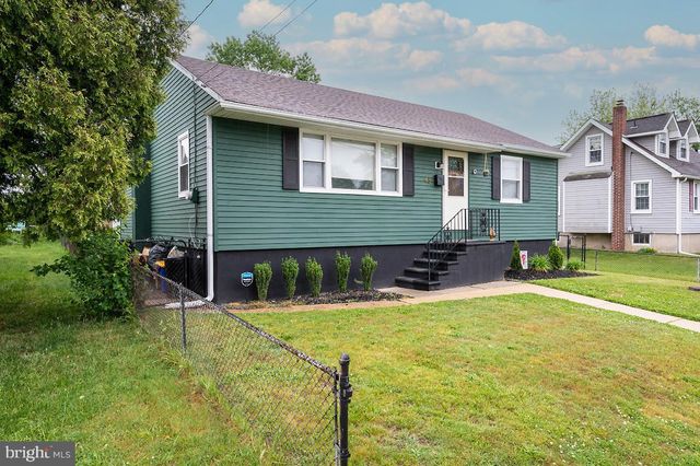 48 S OAK AVE, Mount Ephraim, NJ 08059