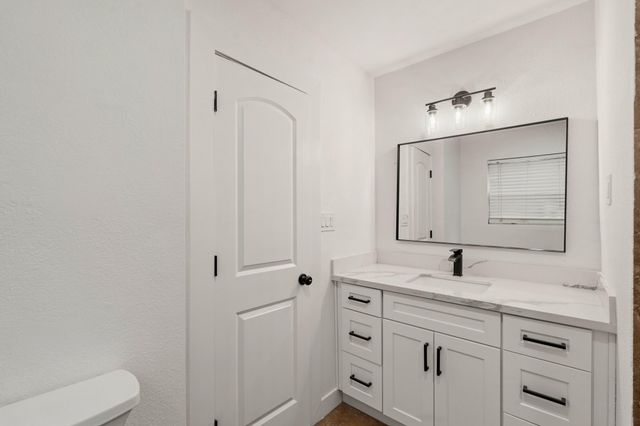 5902 Reamer Street, Houston, TX 77074