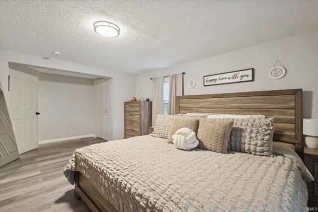 57149 Greenlawn Avenue, Osceola, IN 46561