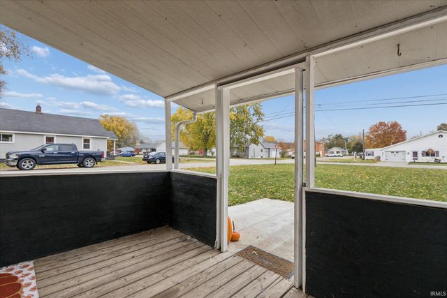 57149 Greenlawn Avenue, Osceola, IN 46561