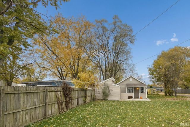 57149 Greenlawn Avenue, Osceola, IN 46561