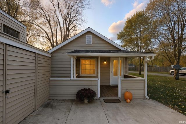 57149 Greenlawn Avenue, Osceola, IN 46561